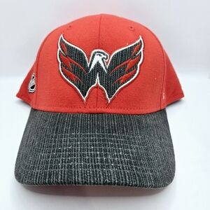 Red Washington Capitals NHL Reebok Fitted Hat Men Size L/XL